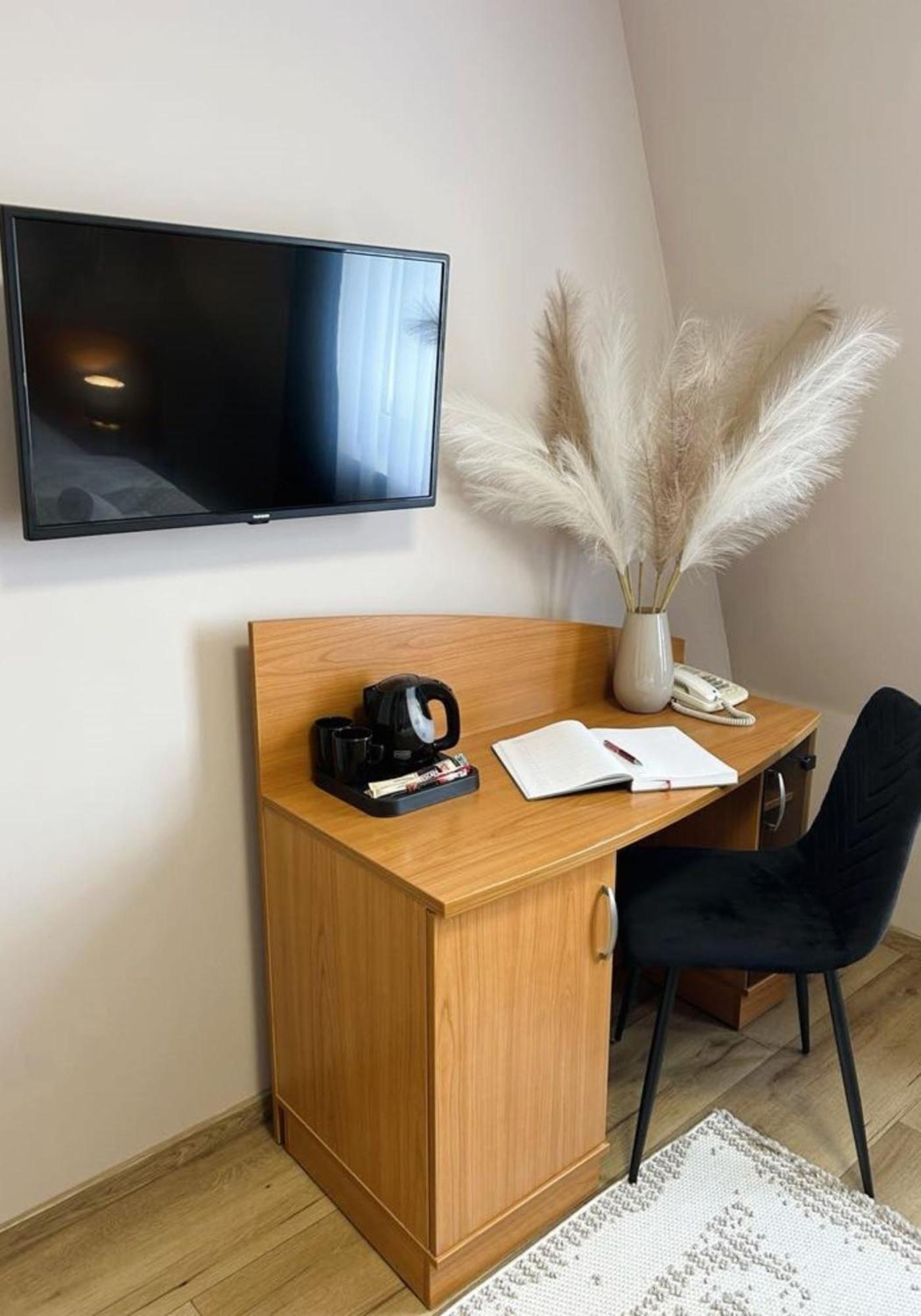 Motel Petro Torzym Dış mekan fotoğraf