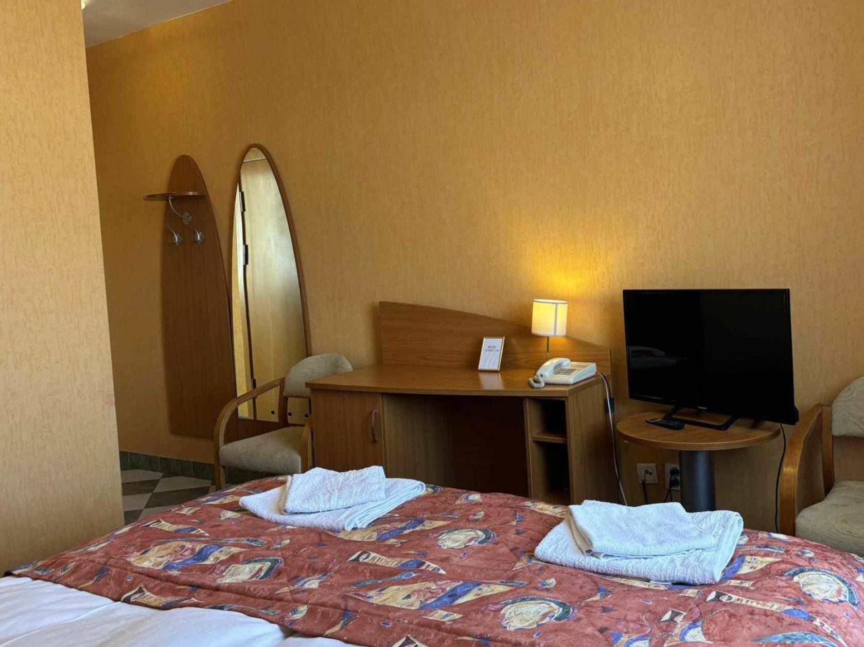 Motel Petro Torzym Dış mekan fotoğraf
