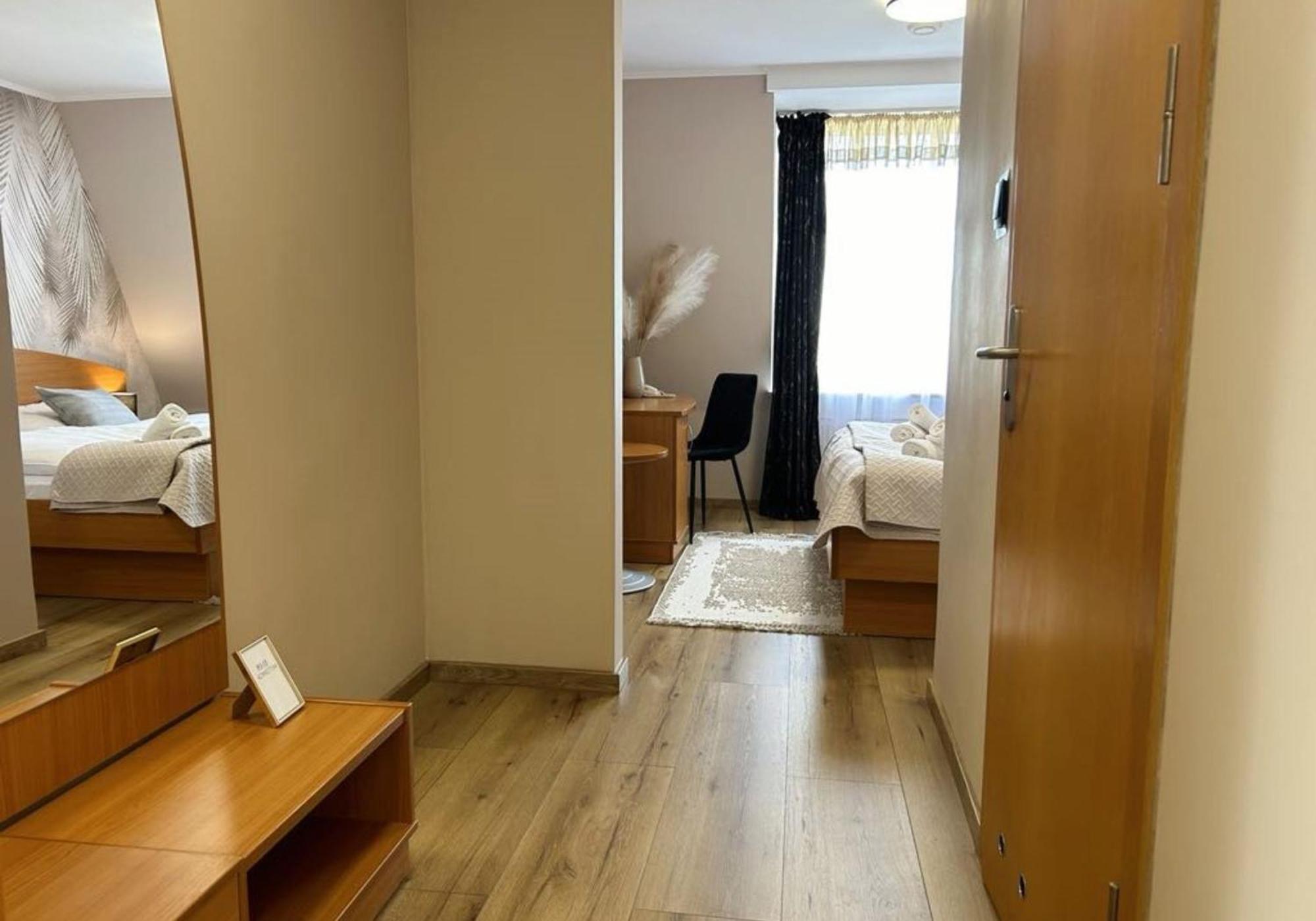 Motel Petro Torzym Dış mekan fotoğraf
