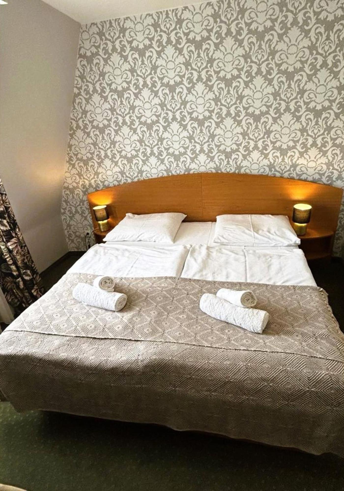 Motel Petro Torzym Dış mekan fotoğraf