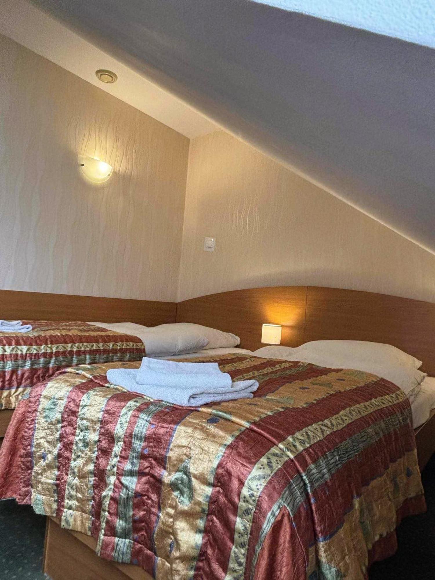 Motel Petro Torzym Dış mekan fotoğraf