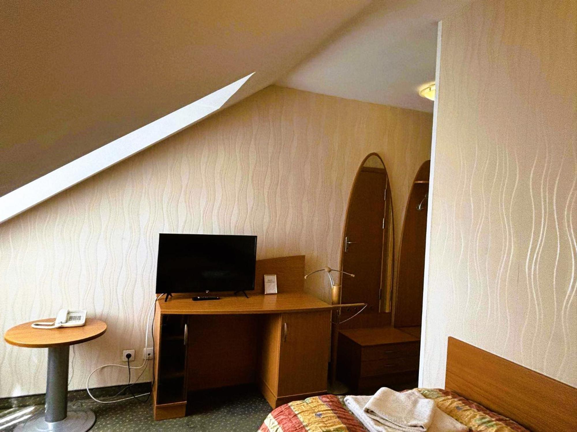 Motel Petro Torzym Dış mekan fotoğraf