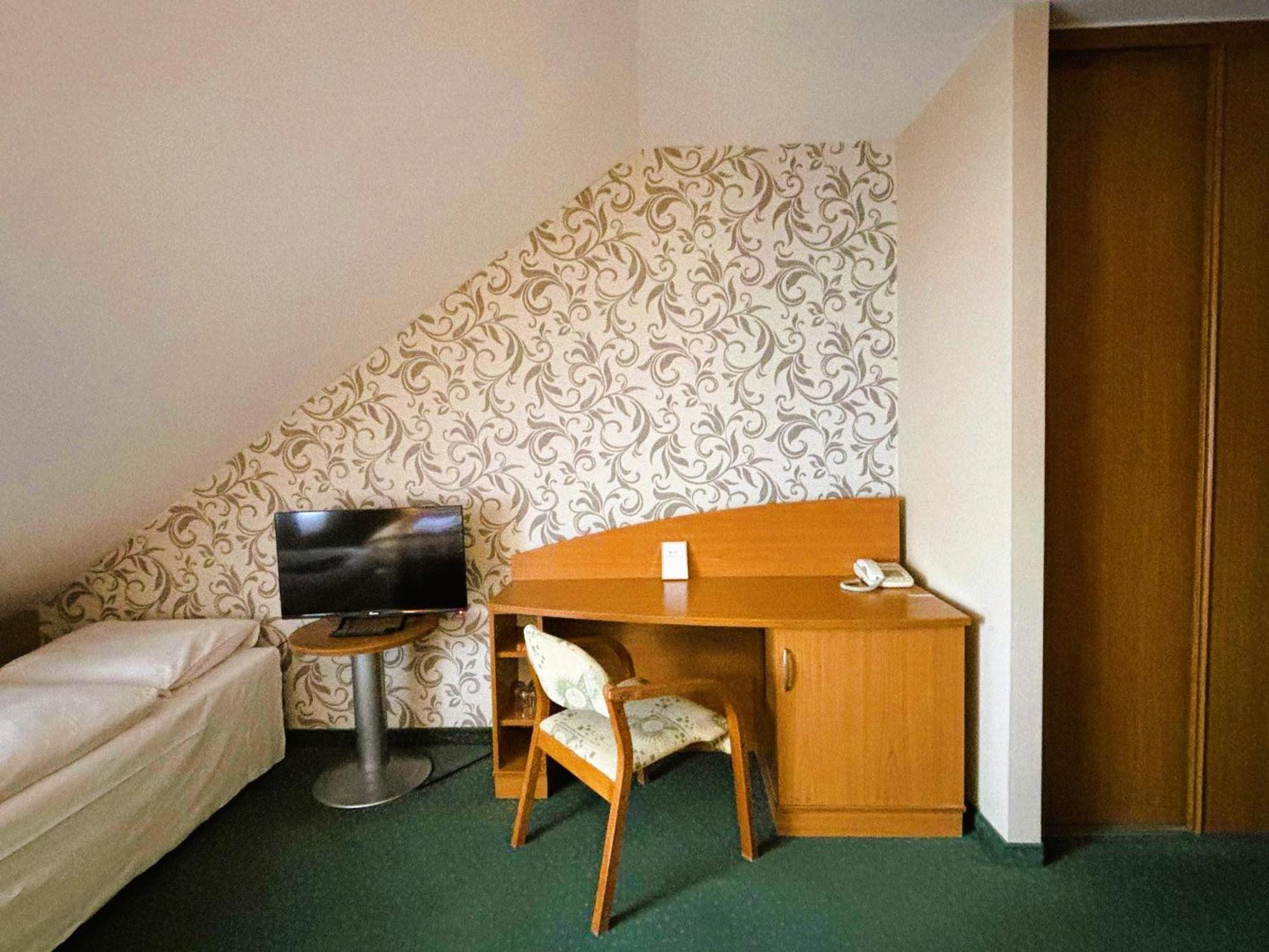 Motel Petro Torzym Dış mekan fotoğraf